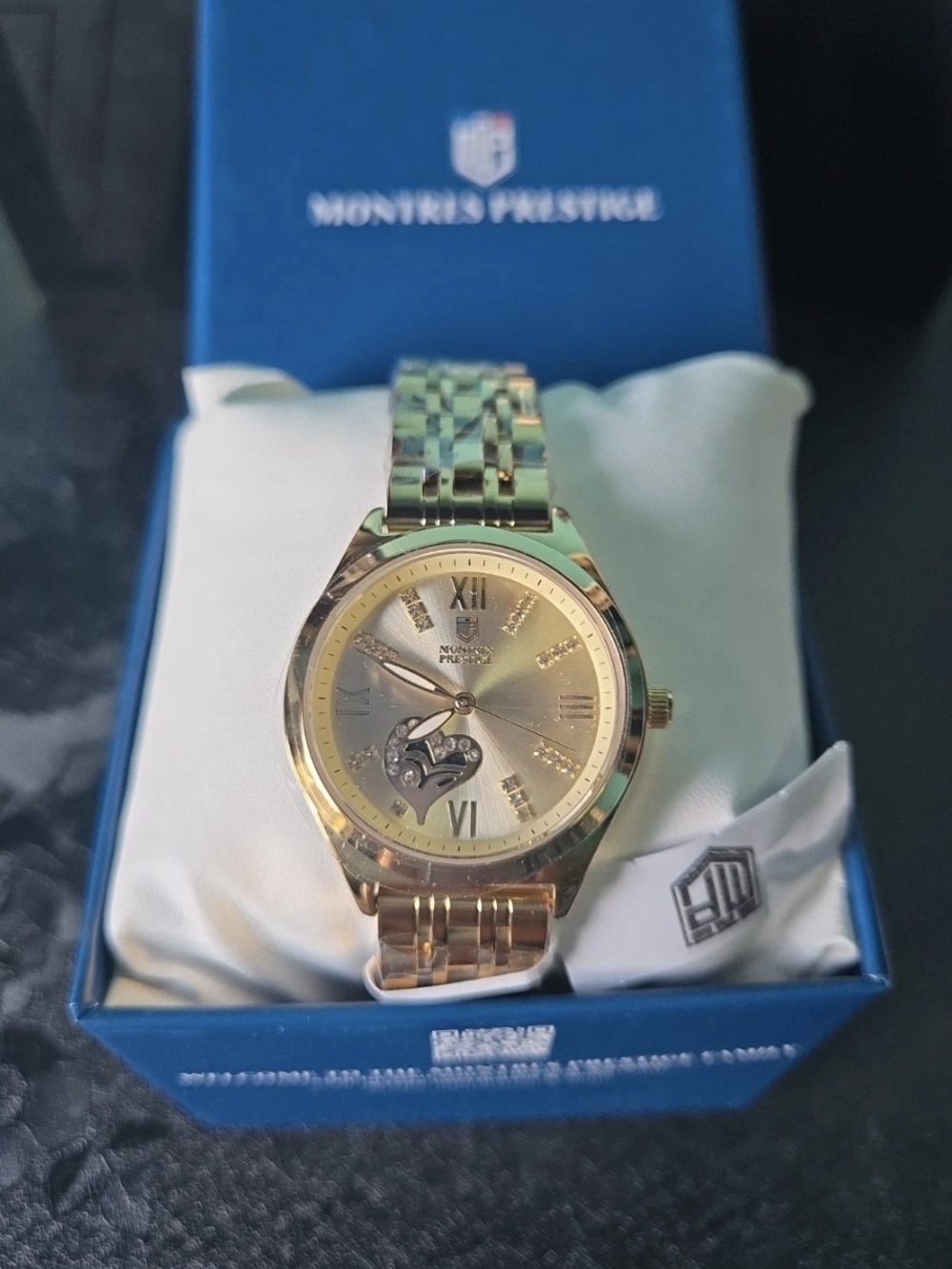 MPW-0014 Montres Prestige X Gold Tone Heart Detail Women's Bracelet Watch 33.5mm